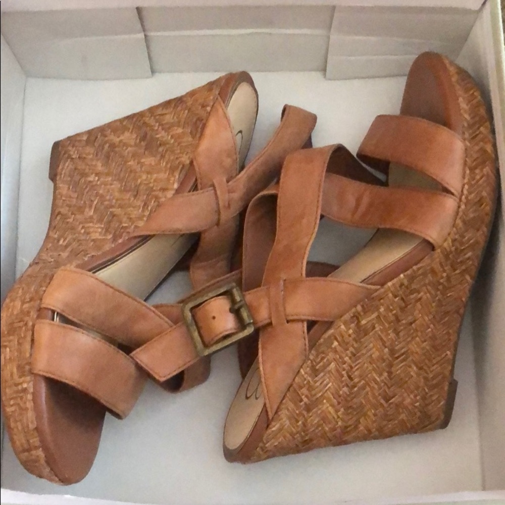 Jessica simpson wedges